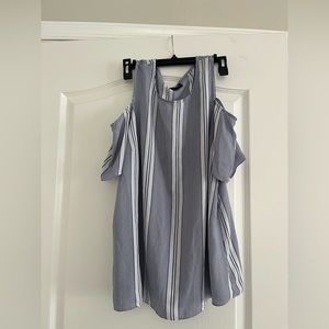 Bobeau blue and white shirt with fun sleeves